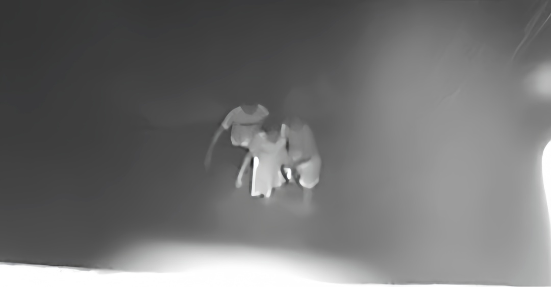 进入汛期!河道水位暴涨致俩村民被困,警惕施救自救不当遇险 进入汛期!河道水位暴涨致俩村民被困,警惕施救自救不当遇险