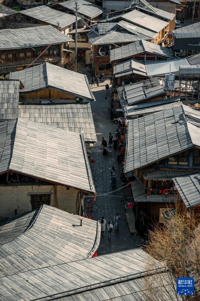 中国之城丨香格里拉：雪山和森林拥抱的高原之城