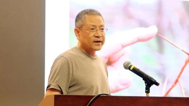 挠一挠确实可以止痒,但也会变得更痒!华人科学家揭秘人体为何会这 挠一挠确实可以止痒,但也会变得更痒!华人科学家揭秘人体为何会这