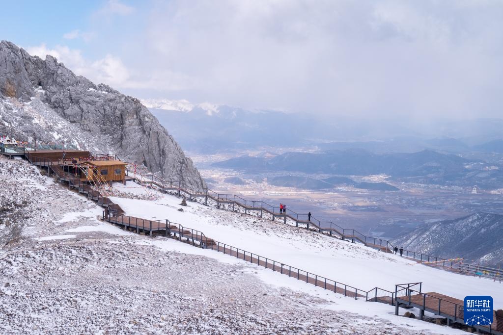 中国之城丨香格里拉：雪山和森林拥抱的高原之城