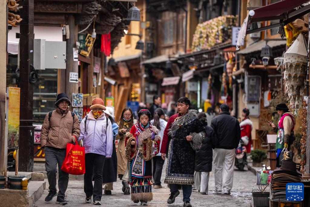 中国之城丨香格里拉：雪山和森林拥抱的高原之城