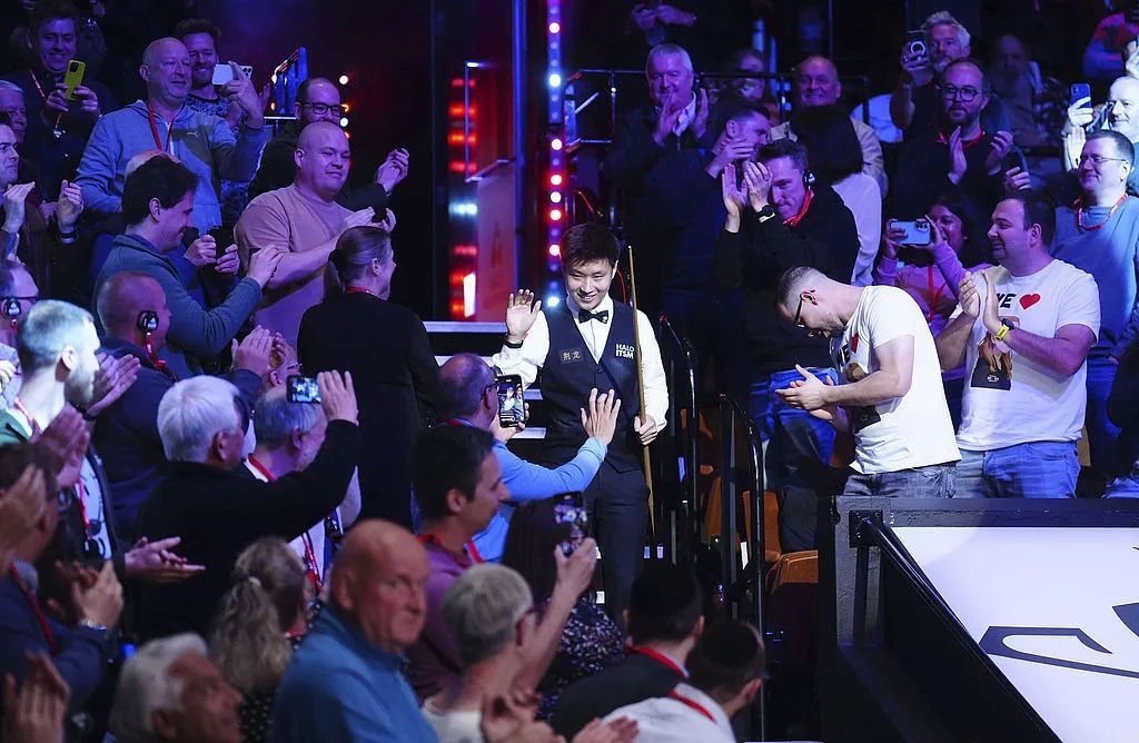 赵心童历史性夺冠!今天你可能订不到台球厅 赵心童历史性夺冠!今天你可能订不到台球厅