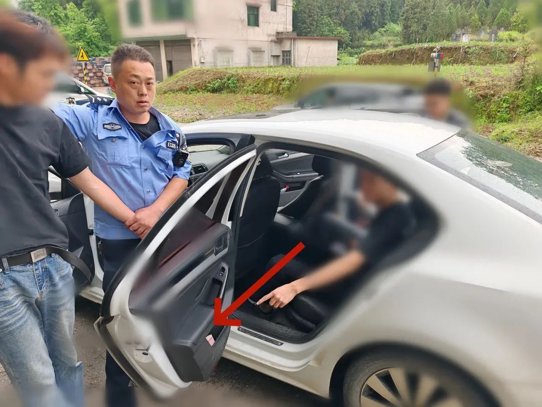 AI诈骗新套路！孙子声音竟是假的？民警紧急拦截2万元……