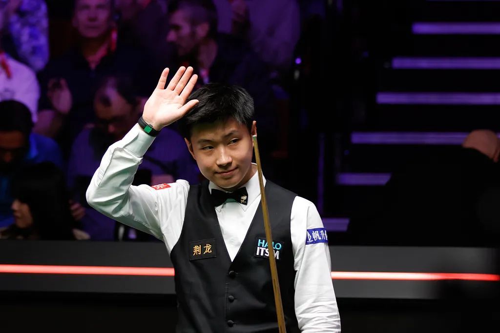 赵心童历史性夺冠!今天你可能订不到台球厅 赵心童历史性夺冠!今天你可能订不到台球厅