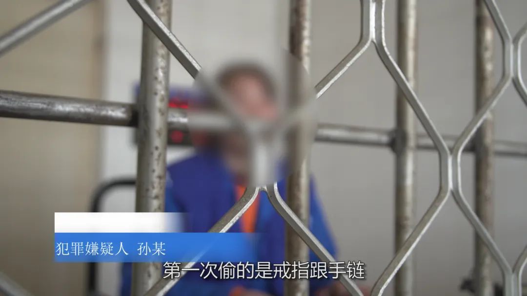 “防火防盗防闺蜜”竟一语成谶，警方揭露真相！