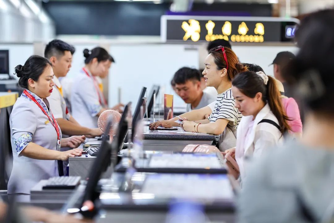 超14亿人次出行!这个“五一”,玩出新花样 超14亿人次出行!这个“五一”,玩出新花样