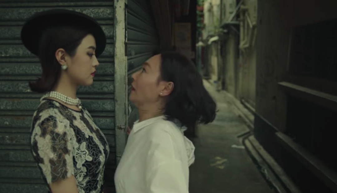 37岁女演员被曝当服务员、摆地摊!“我只是普通人” 37岁女演员被曝当服务员、摆地摊!“我只是普通人”