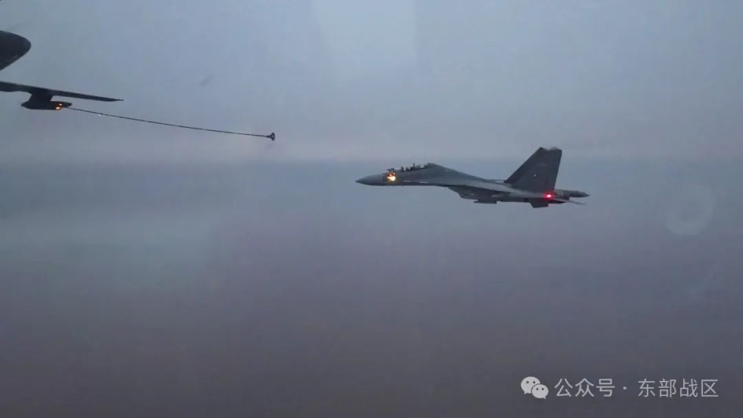 空中加油,练练练! 空中加油,练练练!