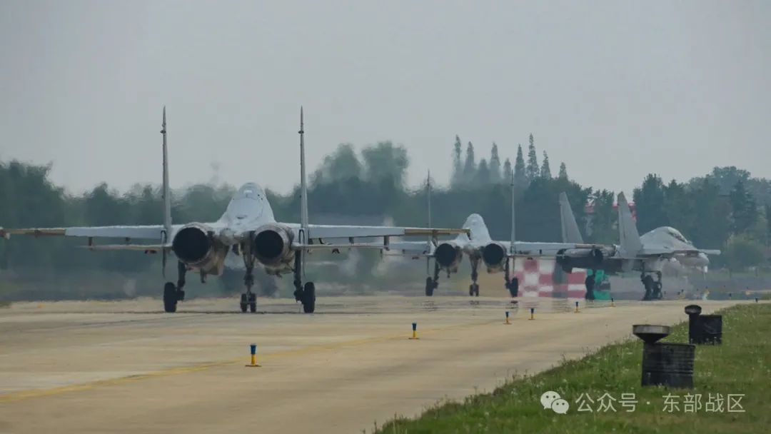 空中加油,练练练! 空中加油,练练练!