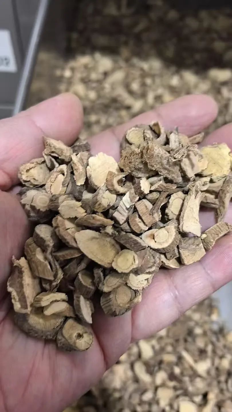 男子自行配中药煎服，结果中毒送医了