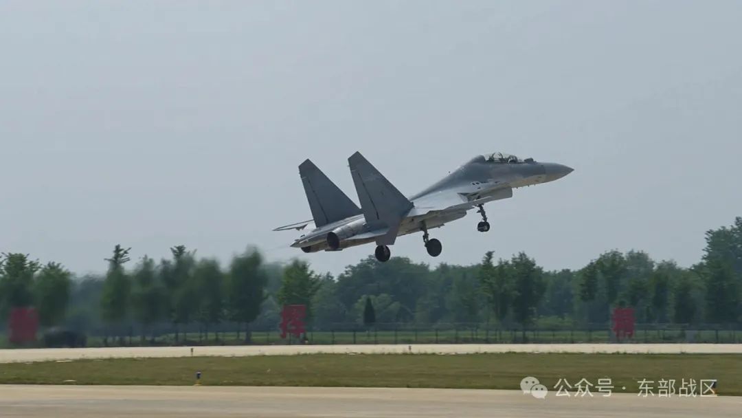 空中加油,练练练! 空中加油,练练练!