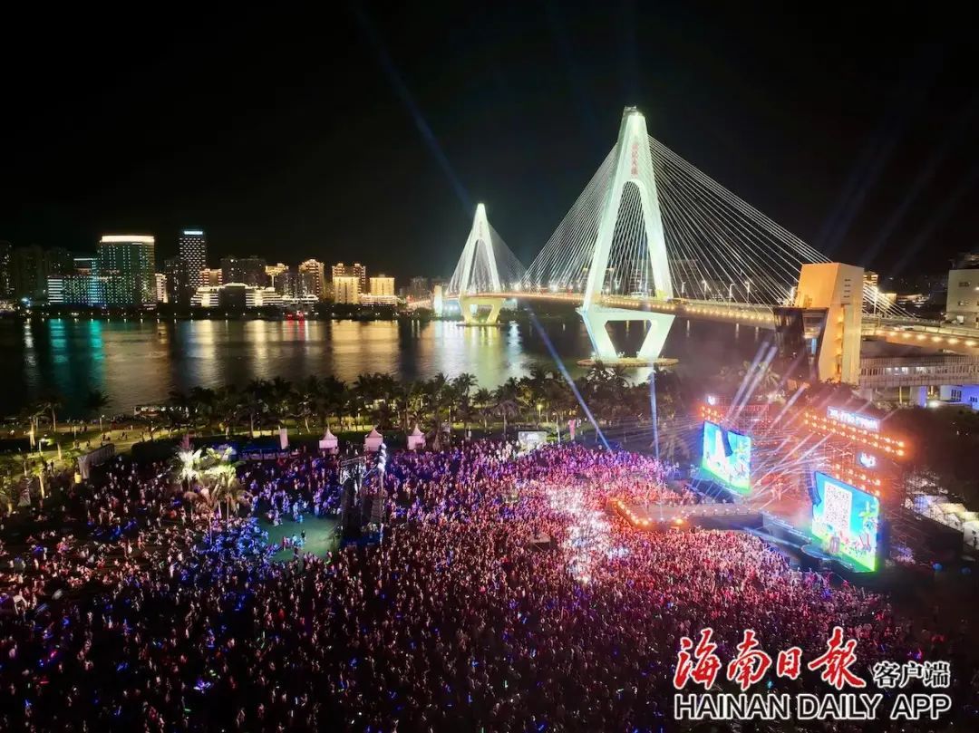 “五一”假期海南揽客388.76万人次、吸金52.45亿元