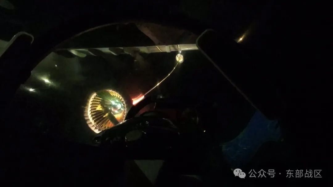 空中加油,练练练! 空中加油,练练练!