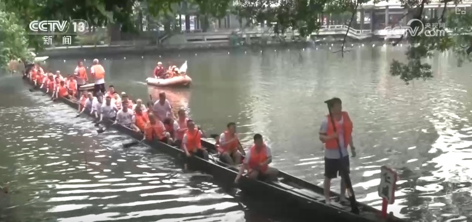 “划”出千万级“大产业”，四季皆火！传统龙舟制造技艺释放经济新活力