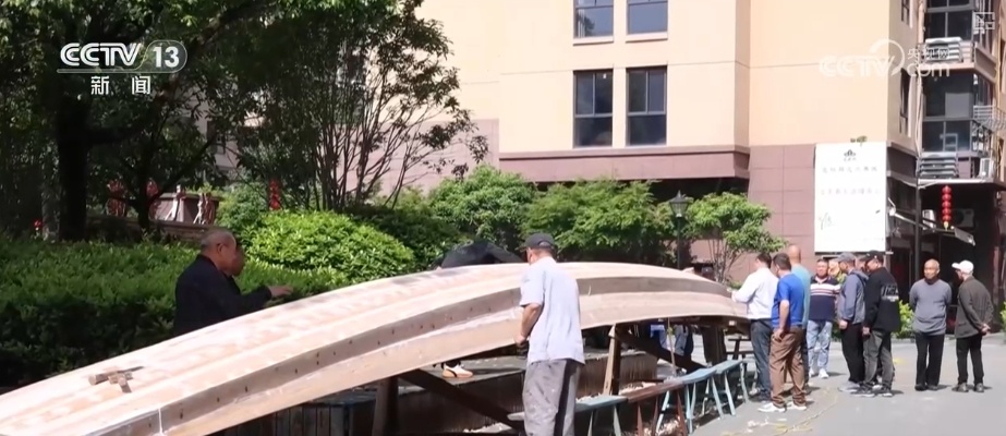 “划”出千万级“大产业”，四季皆火！传统龙舟制造技艺释放经济新活力