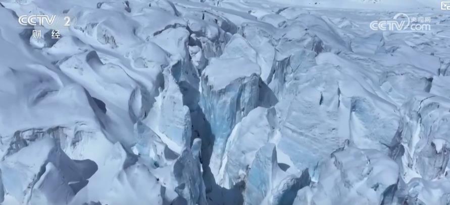 我国首次启动海洋性冰川航空探测 摸清冰川"家底"
