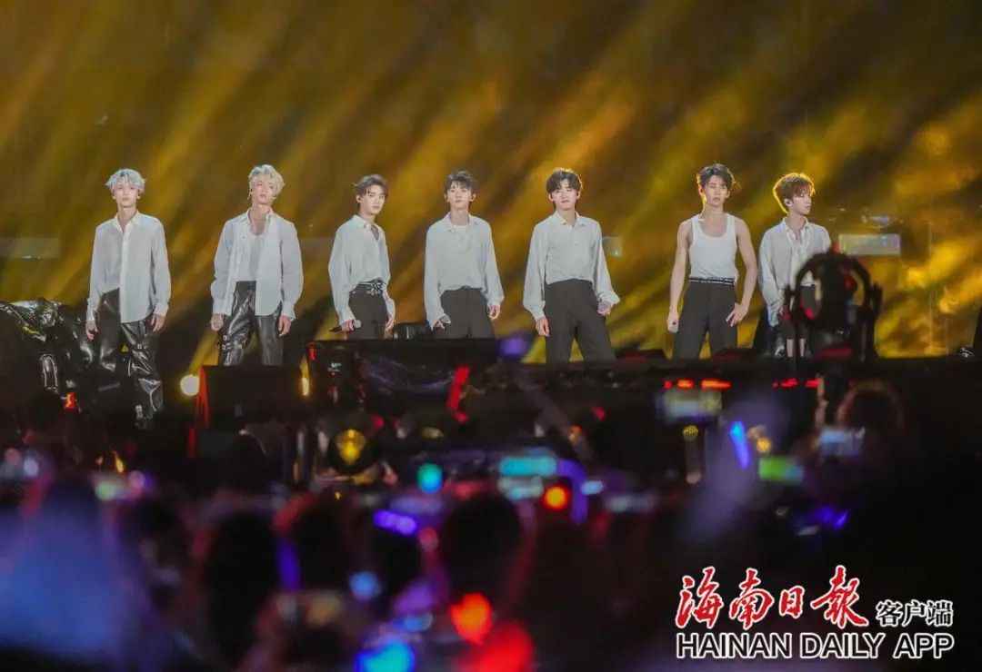 “五一”假期海南揽客388.76万人次、吸金52.45亿元