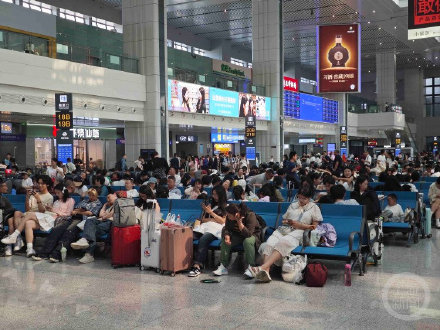 “五一”假期 重庆火车站累计发送旅客148.2万人次