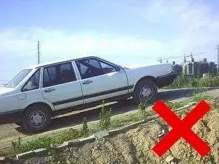 货车“无人驾驶”撞翻快递车？祸端在于……