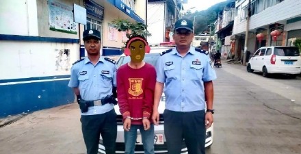 男子经常酒后殴打老母亲被拘14天