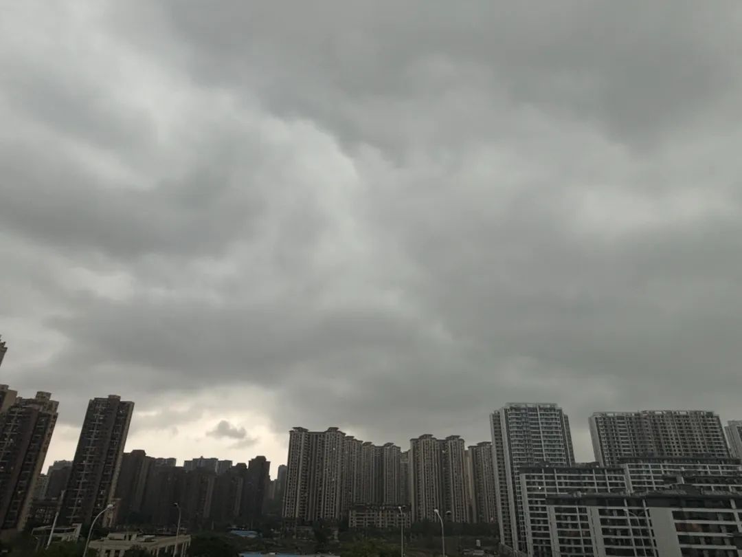 暴雨+冰雹！@长沙人，出行注意安全