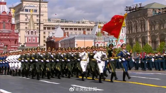 英姿飒爽!中国仪仗队走上红场 英姿飒爽!中国仪仗队走上红场