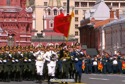 骄傲转发！中国仪仗队亮相红场阅兵式