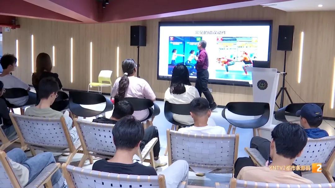 学校喊你减肥了！体重管理，云南这所大学安排明白了！