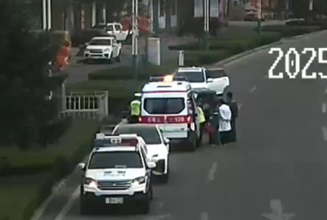 12天2次施手生死救援！女辅警梁迪真的了不起！