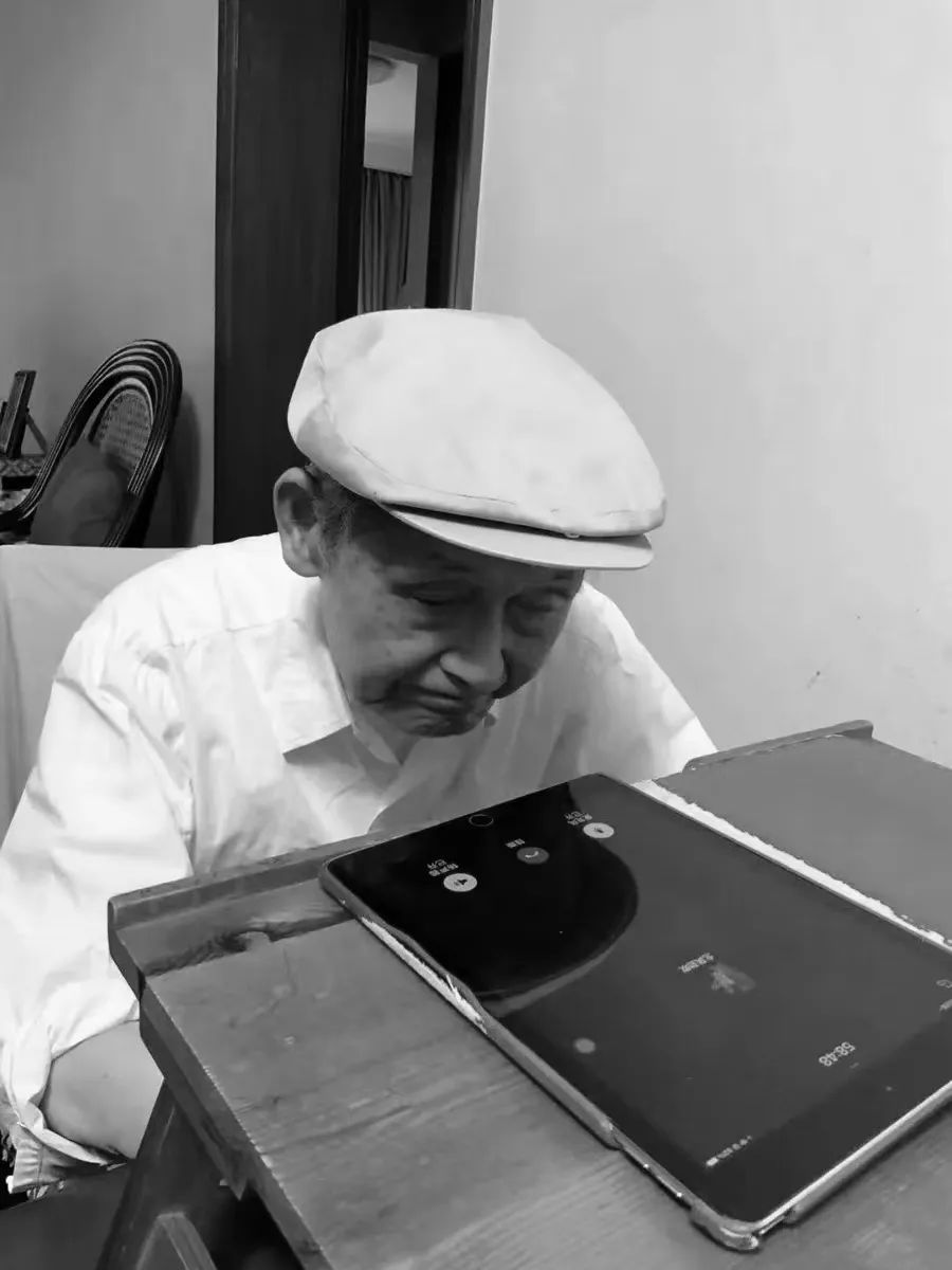 古文字学泰斗裘锡圭逝世，生命最后时光“哪怕看不见了”仍每天工作，留下两大憾事