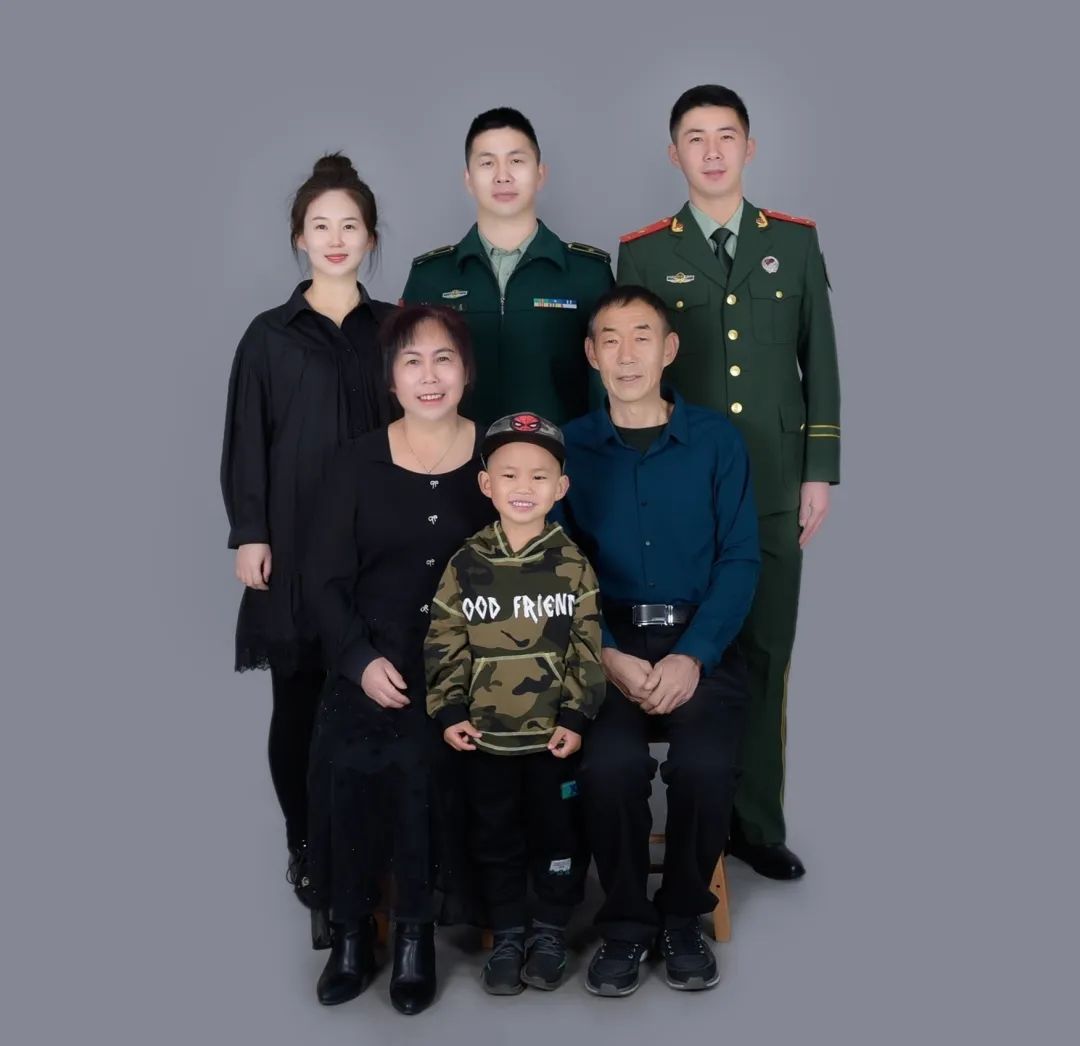 12天2次施手生死救援！女辅警梁迪真的了不起！