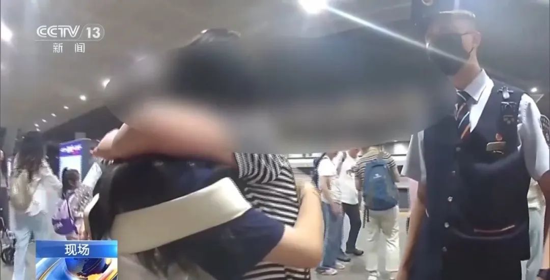 乘高铁坐过站误入香港，深港警方接力寻回