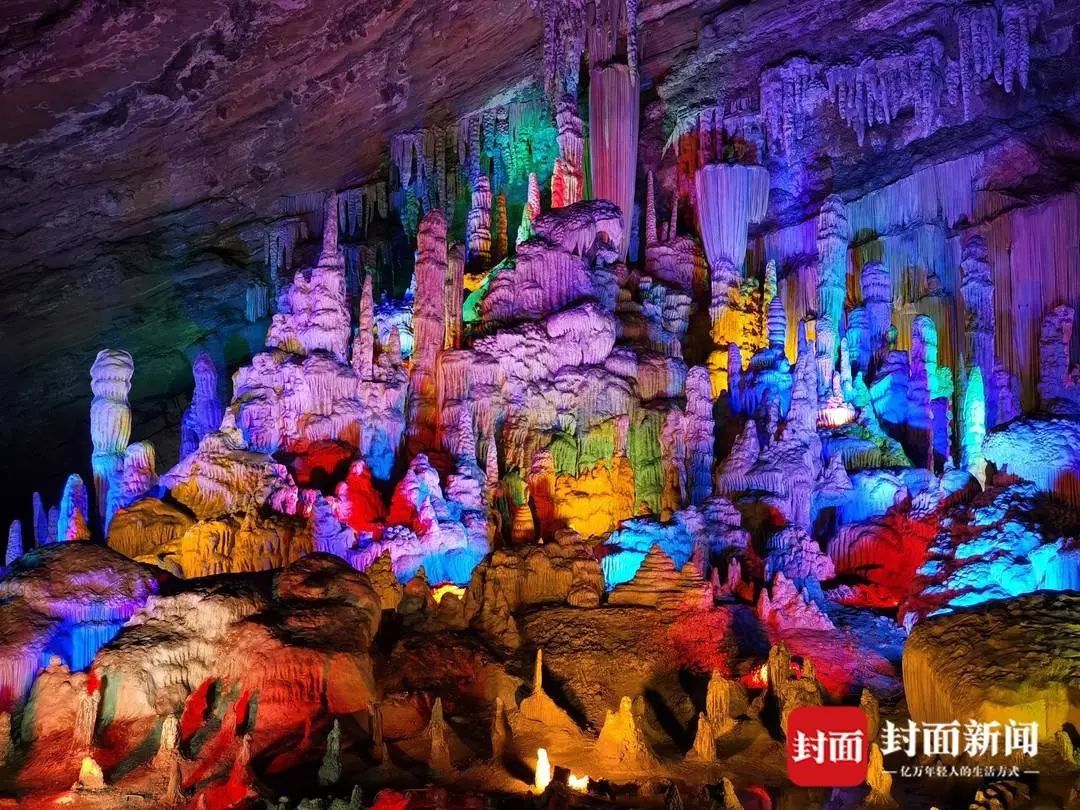 每年上百万人参观!亚洲最大地下溶洞群到底有多壮观 每年上百万人参观!亚洲最大地下溶洞群到底有多壮观