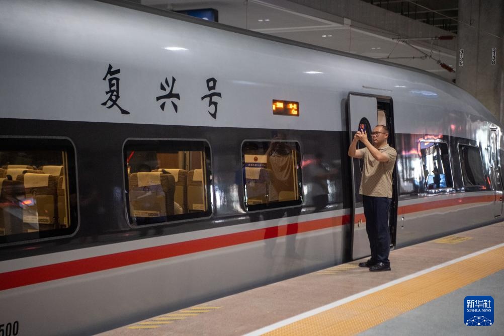 渝厦高铁重庆段进入运行试验阶段