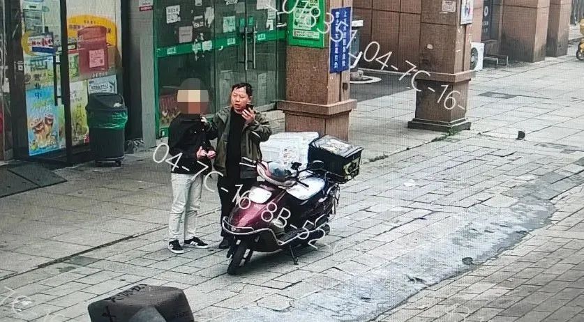 “就是他！”警察上班途中偶然遇到……