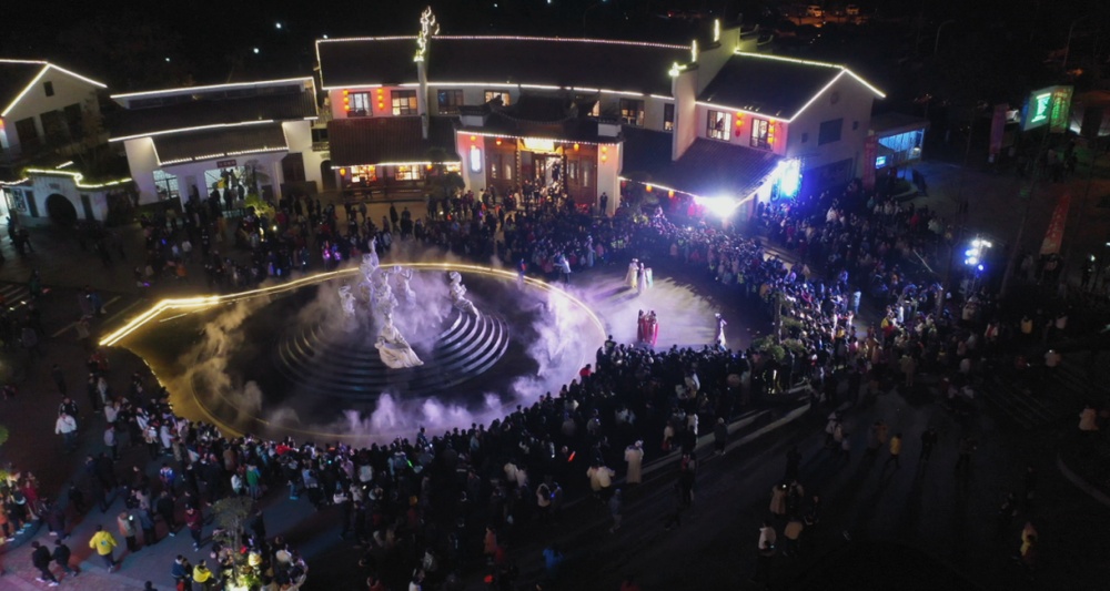 哪个景区这么“出片”啊?还能遇见“欢天喜地七仙女”? 哪个景区这么“出片”啊?还能遇见“欢天喜地七仙女”?