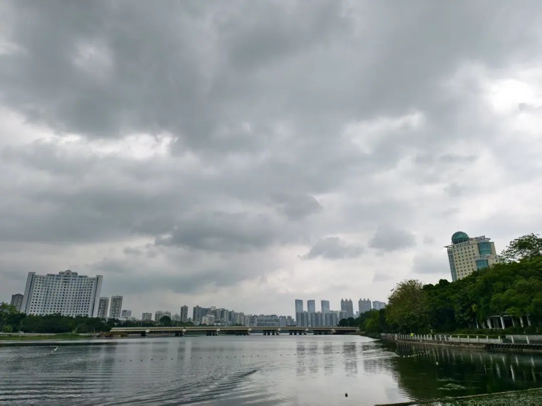南宁进入强降雨强对流天气多发期 出行注意安全