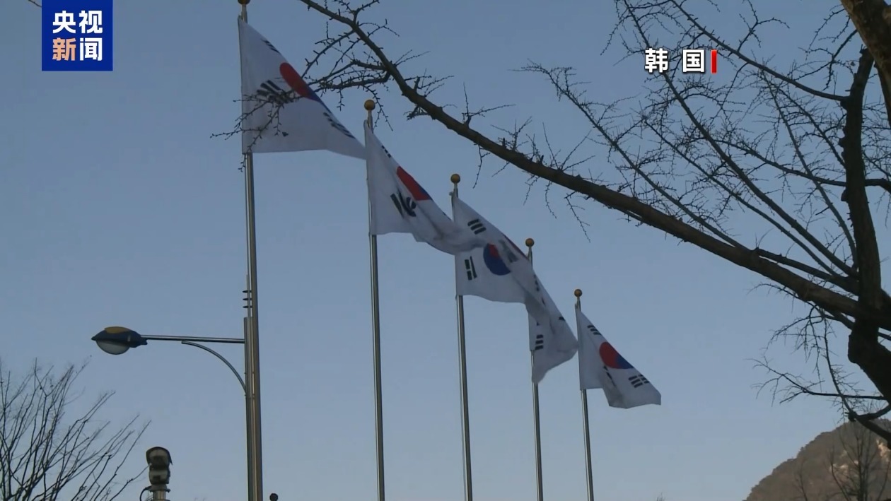 韩国总统候选人登记工作正在进行 各党派紧张布局
