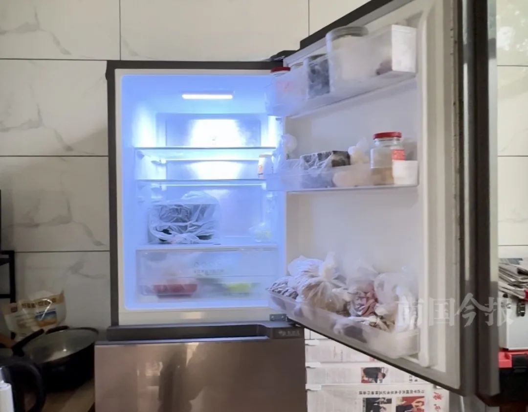 柳州公厕竟能拍出“天空之镜”!还有更多你想不到→ 柳州公厕竟能拍出“天空之镜”!还有更多你想不到→