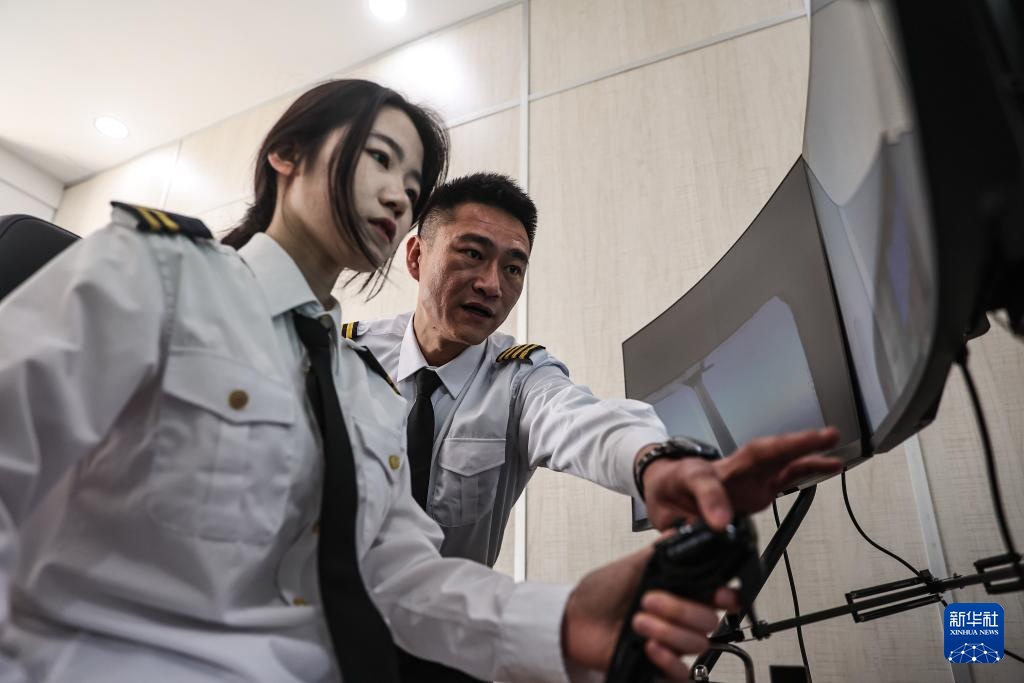 新华全媒＋丨“双核驱动”助力辽宁低空经济高质量发展