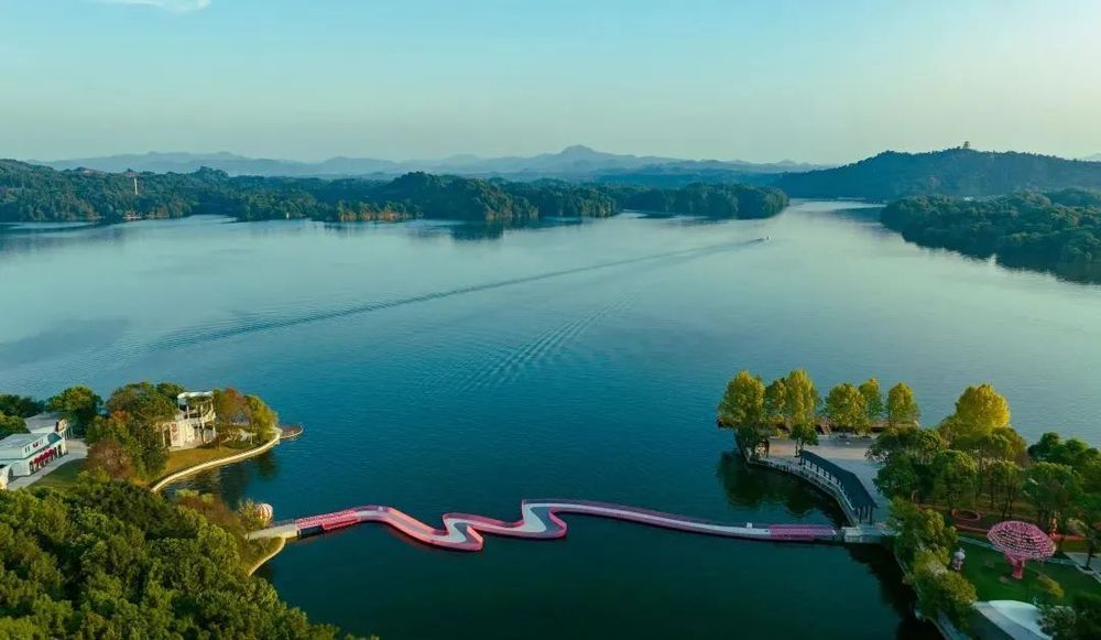 哪个景区这么“出片”啊?还能遇见“欢天喜地七仙女”? 哪个景区这么“出片”啊?还能遇见“欢天喜地七仙女”?