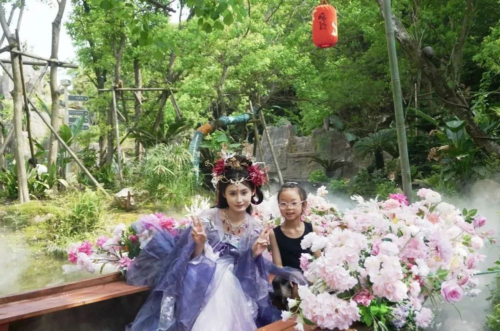 哪个景区这么“出片”啊?还能遇见“欢天喜地七仙女”? 哪个景区这么“出片”啊?还能遇见“欢天喜地七仙女”?