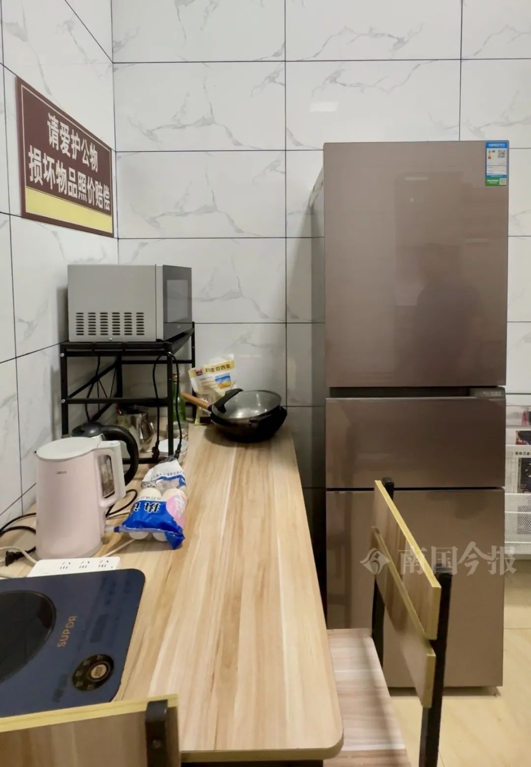 柳州公厕竟能拍出“天空之镜”!还有更多你想不到→ 柳州公厕竟能拍出“天空之镜”!还有更多你想不到→