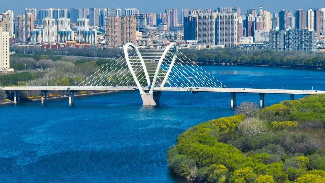 辽宁气温“飙升”！冲破30℃大关，又要翻箱倒柜找衣服了……