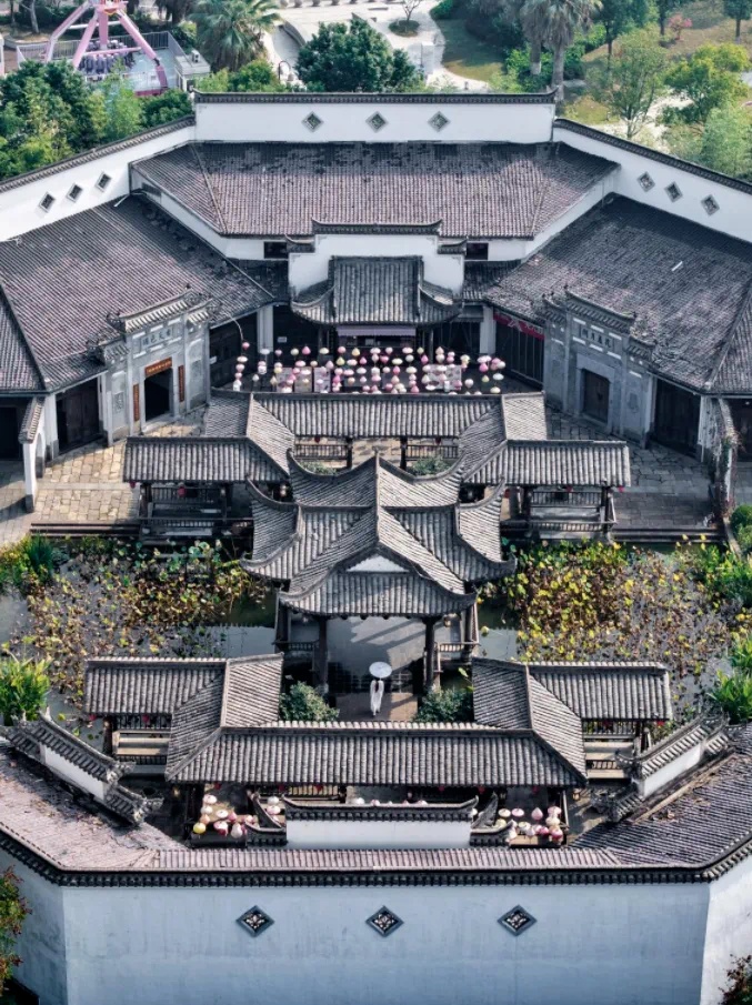 哪个景区这么“出片”啊?还能遇见“欢天喜地七仙女”? 哪个景区这么“出片”啊?还能遇见“欢天喜地七仙女”?