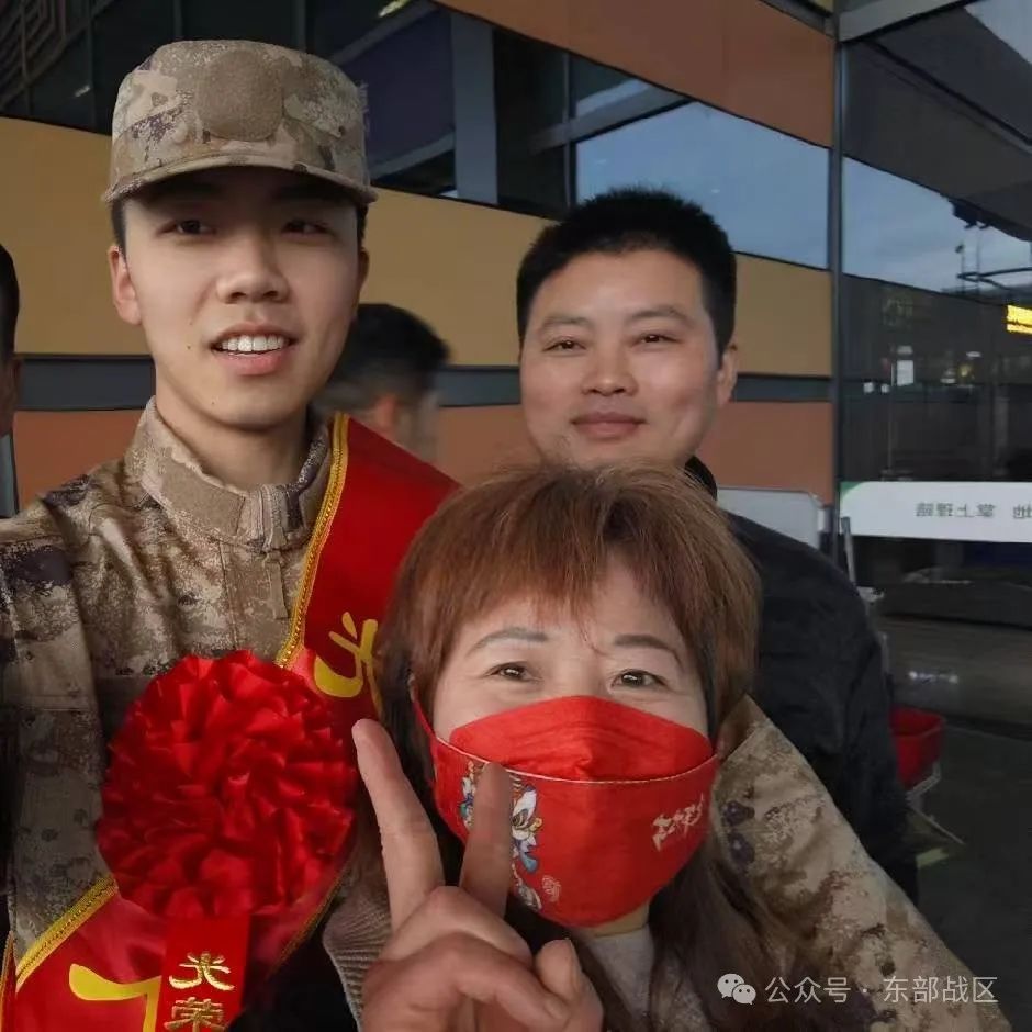 有一种妈妈，叫军人的妈妈！