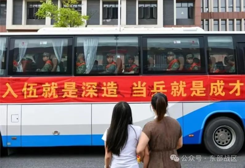 有一种妈妈，叫军人的妈妈！