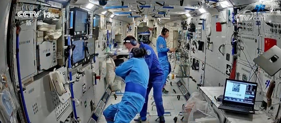 添置新防护→医疗救护→科学实（试）验…… | 神二十乘组工作周记亮点多