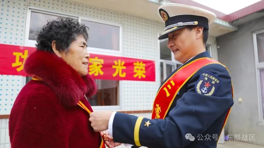 有一种妈妈，叫军人的妈妈！
