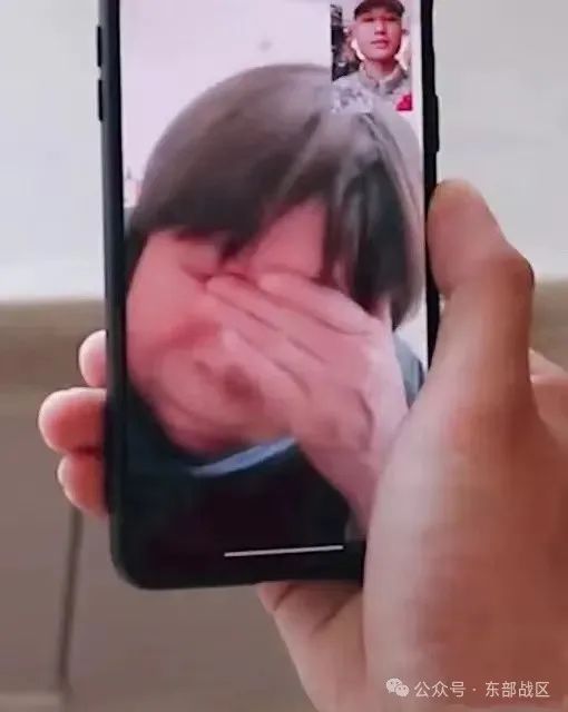 有一种妈妈，叫军人的妈妈！